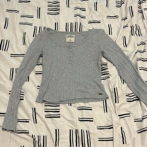 Light blue staple button long sleeve